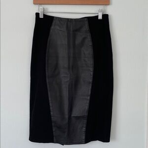 Neiman Marcus Women's Leather Panel Pont Knit Pencil Skirt in Black Size XS